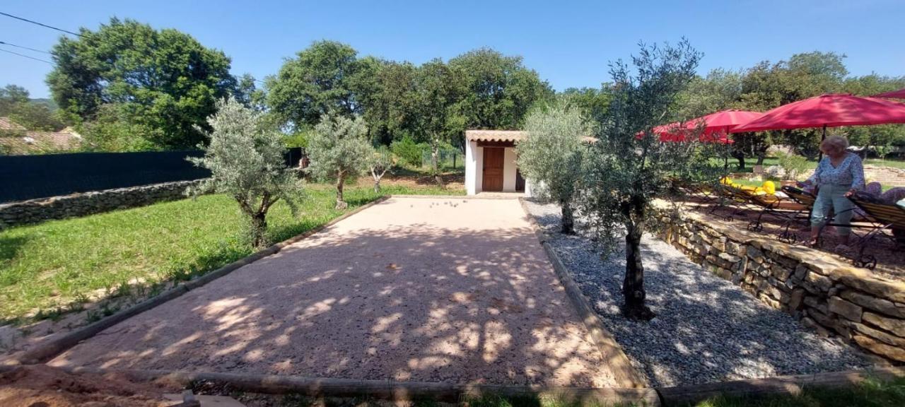 Location A La Semaine Daire Néoules Dış mekan fotoğraf