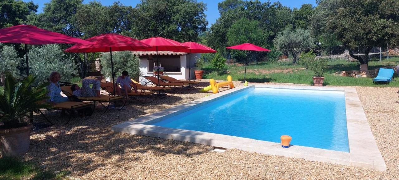 Location A La Semaine Daire Néoules Dış mekan fotoğraf